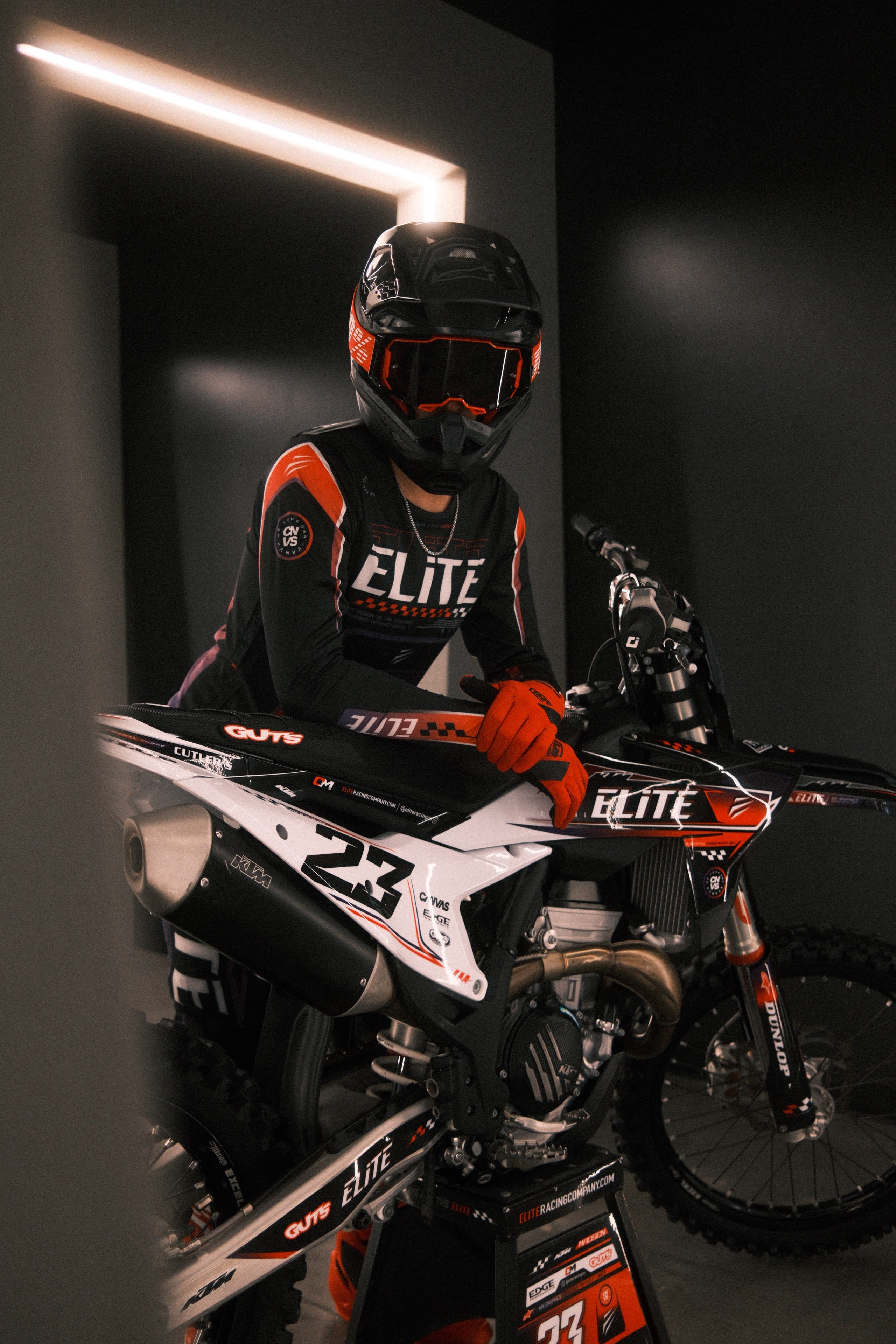 "Checker" Canvas Elite Full Gear set