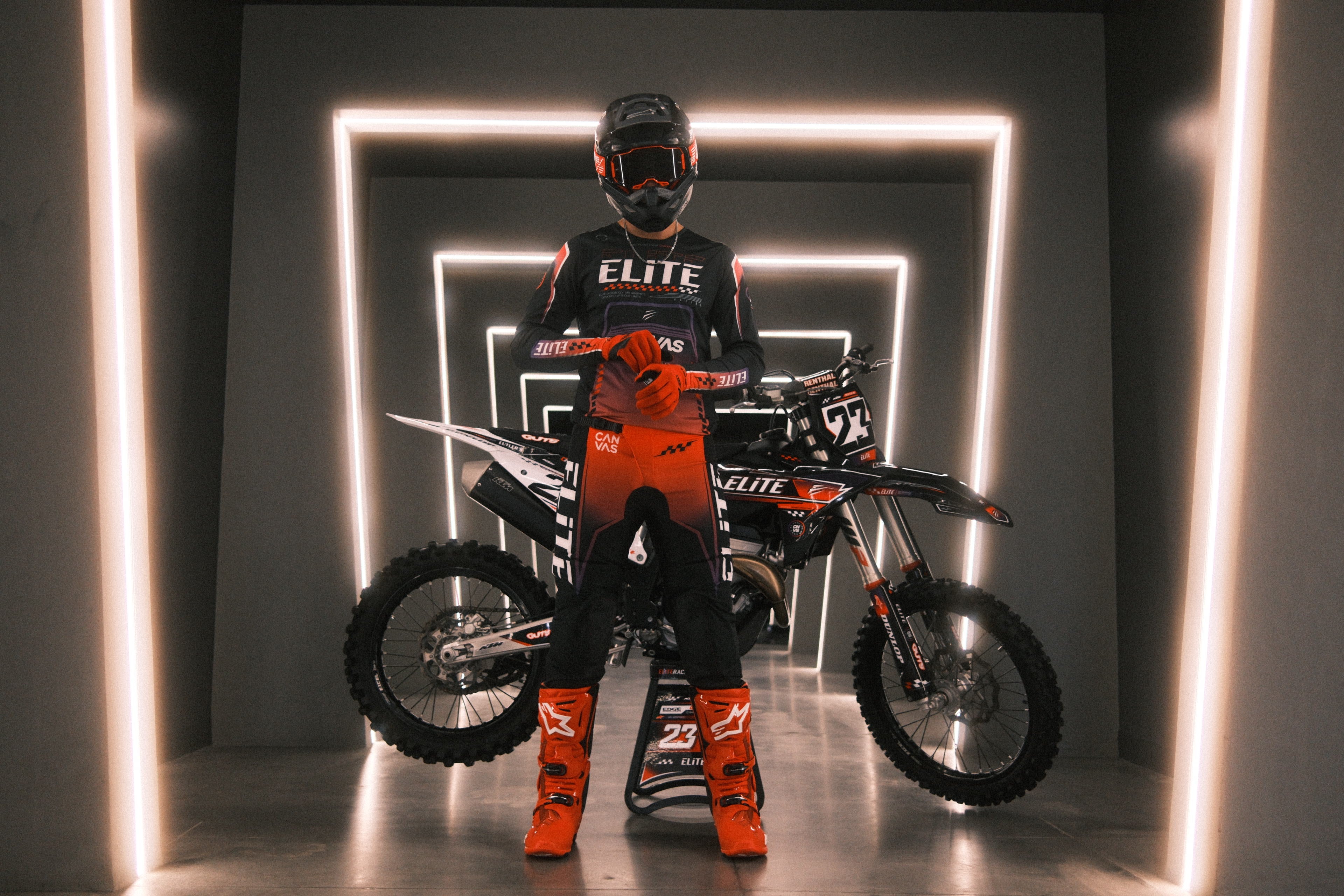 "Checker" Canvas Elite Full Gear set